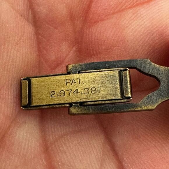 Vintage Gold Tone Cameo Cufflink Engraved PAT 2974381 - Picture 5 of 5